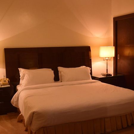 Al Gosaibi Hotel - Villa Al Khobar Luaran gambar