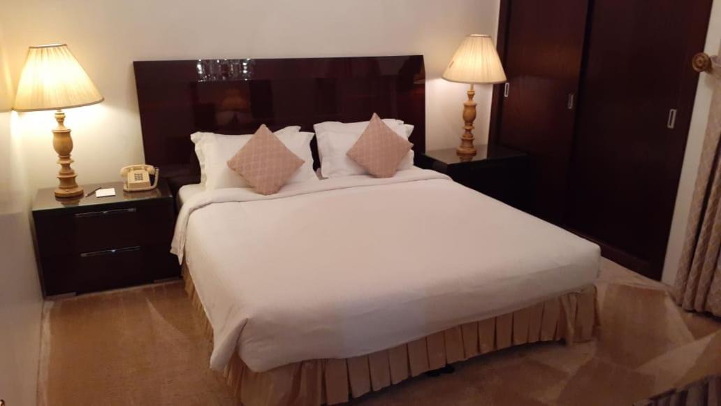 Al Gosaibi Hotel - Villa Al Khobar Luaran gambar