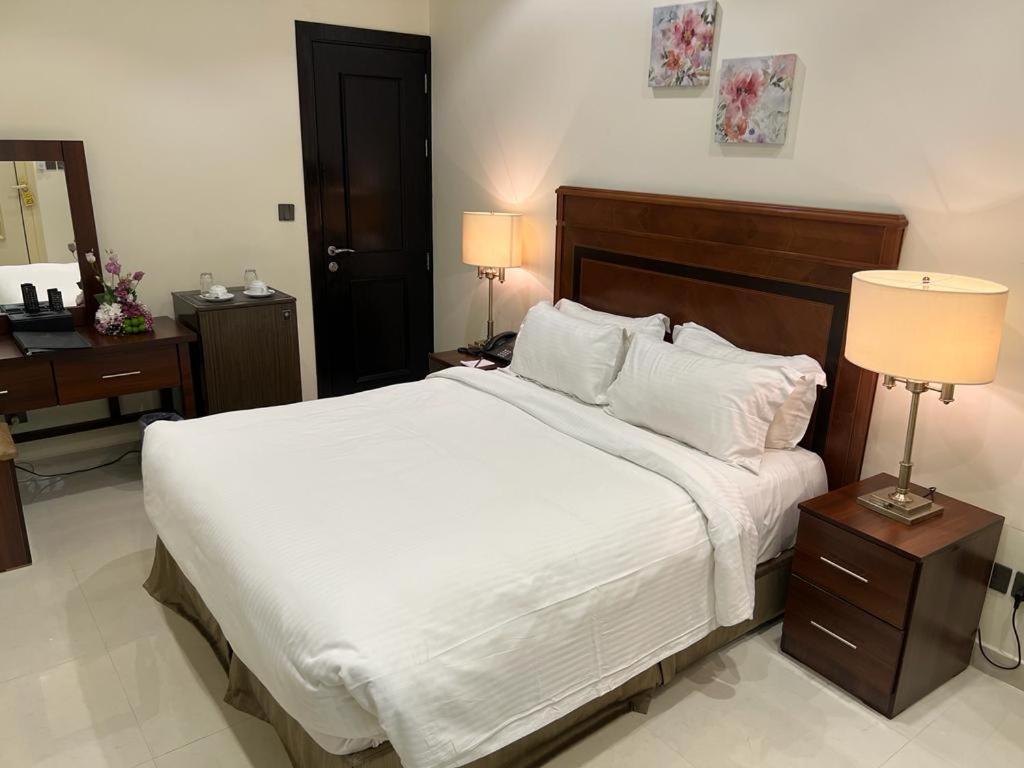 Al Gosaibi Hotel - Villa Al Khobar Luaran gambar