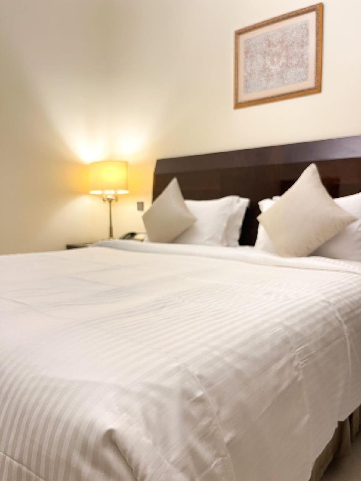 Al Gosaibi Hotel - Villa Al Khobar Luaran gambar