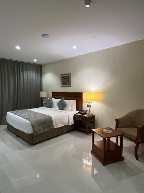 Al Gosaibi Hotel - Villa Al Khobar Luaran gambar
